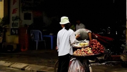1万人民币换3398万越南盾，那这三千多万，在越南又能玩多久呢？