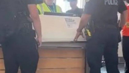 别再信互联网了！乘客用这招逃避托运，被禁止登机！