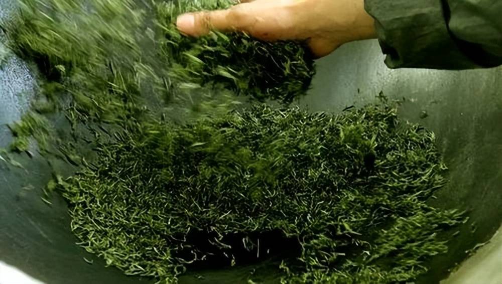 茶知识 | 绿茶百科 -- 客家炒绿茶有什么特点 炒绿茶也可以长期存放么