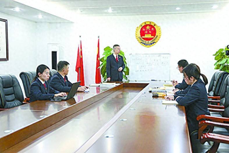 交易流水高达91亿余元！5人开发信用卡套现App获刑