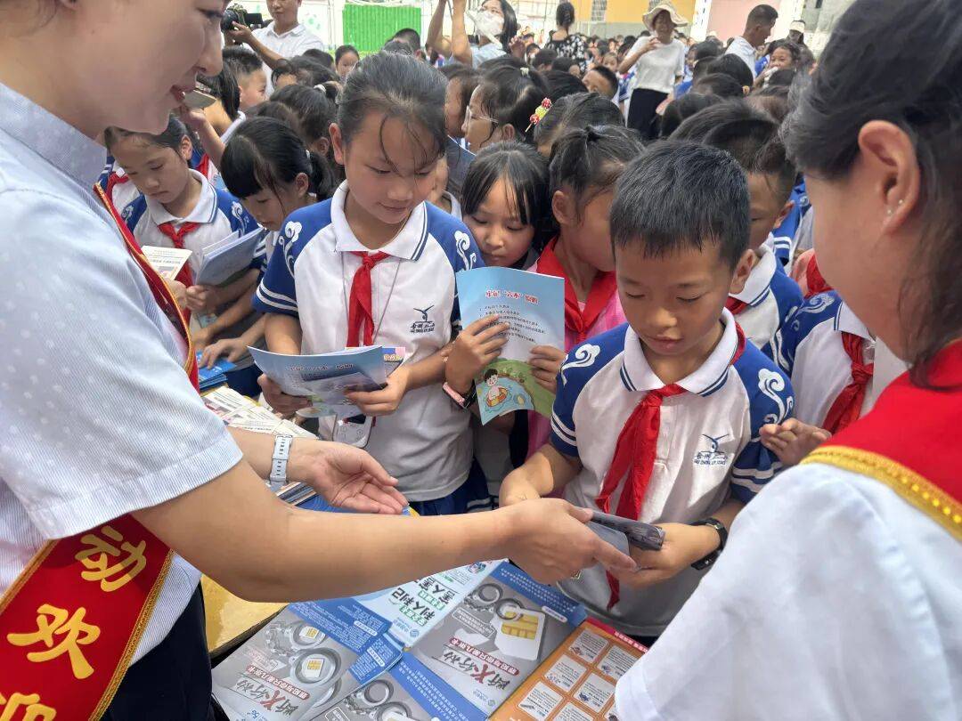 2025年国家网络安全宣传周|黔东南州:多管齐下,织密网络安全“防护网”